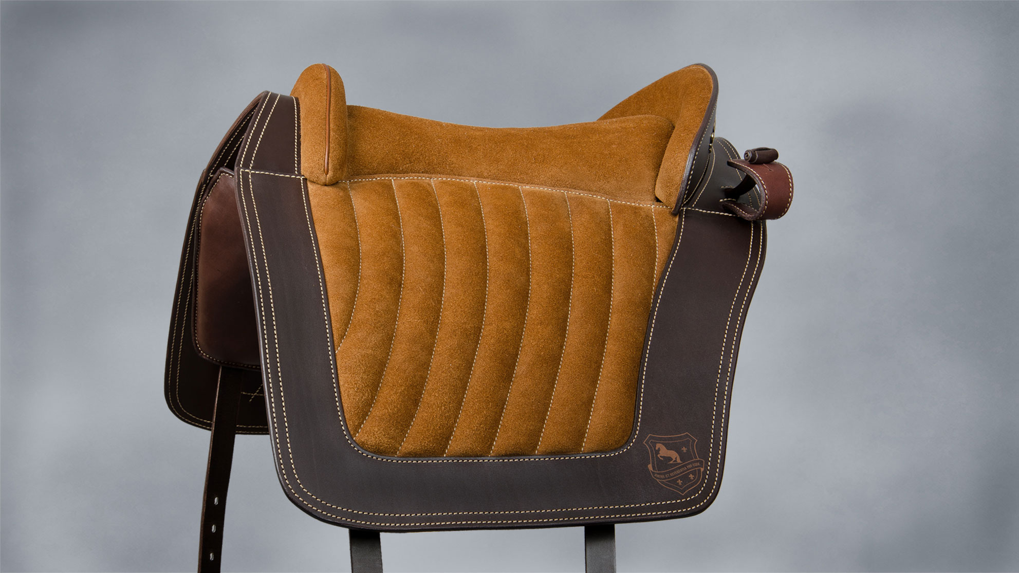 epona individuell braun tan rau abgesteppt