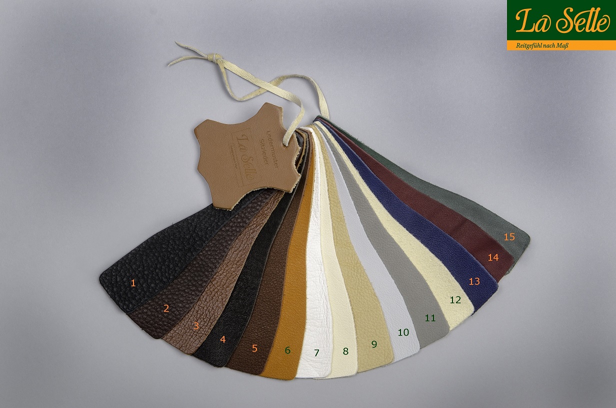 Sitzleder muster glatt groß mit Logo mit Ziffern komprimiert