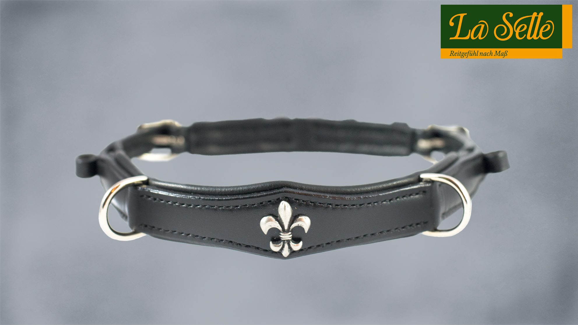 Nasenriemen groß mit Logo